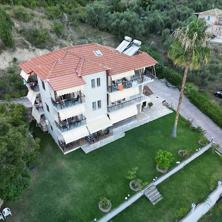 ניקיאנה Aggeliki Apartments מראה חיצוני תמונה