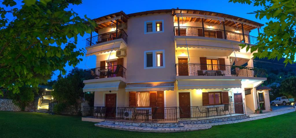 ניקיאנה Aggeliki Apartments מראה חיצוני תמונה